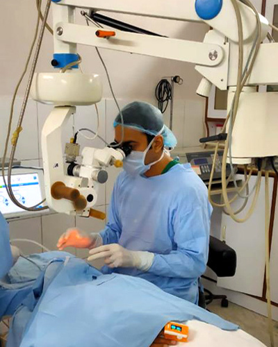 purang-eye-centre-delhi